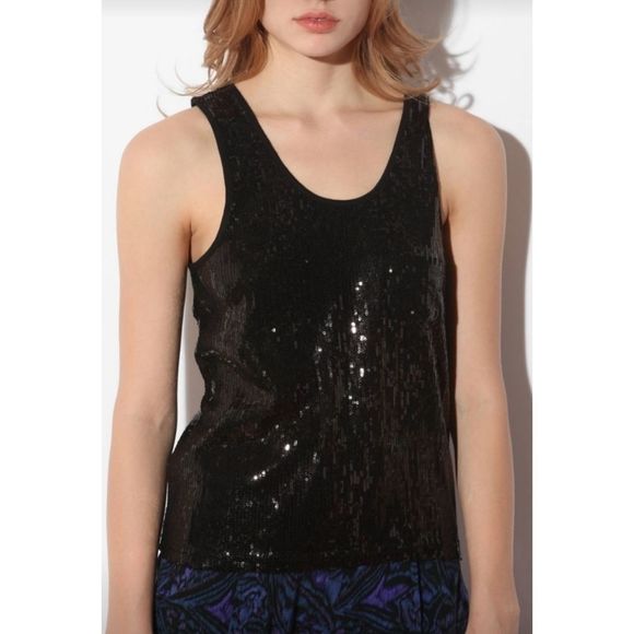 $5 in bundle 🍏 urban outfitters Black sequin tank with pocket M - Picture 3 of 8